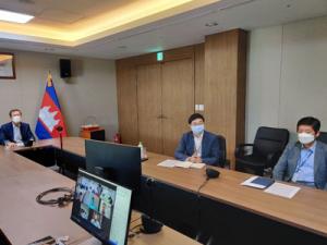 10시 이후 통행금지령··· 캄보디아 기업인들과 긴급간담회