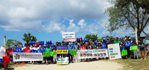 괌 이파오 공원에서 ‘한반도 평화법안지지 캠페인’